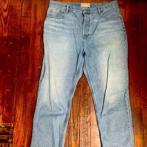 Everlane ‘90s Cheeky Jean - 33